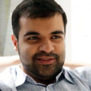 دکتر احسان شریف پاقلعه